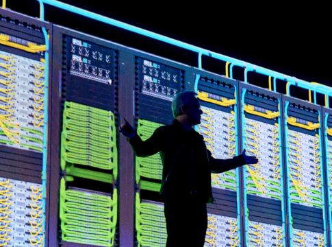 NVIDIA – Trung tâm của nỗi sợ “Bong bóng AI” bùng nổ doanh thu kỷ lục 57 tỷ đôla trong Quý 3/2026 NVIDIA – Trung tâm của nỗi sợ “Bong bóng AI” bùng nổ doanh thu kỷ lục 57 tỷ đôla trong Quý 3/2026