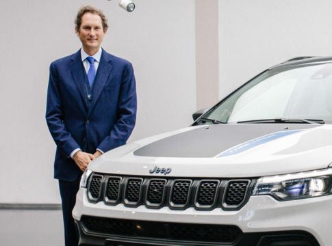 Tập đoàn Stellantis cảnh báo các quy định phát thải sẽ phá hủy ngành ô tô Châu Âu Tập đoàn Stellantis cảnh báo các quy định phát thải sẽ phá hủy ngành ô tô Châu Âu